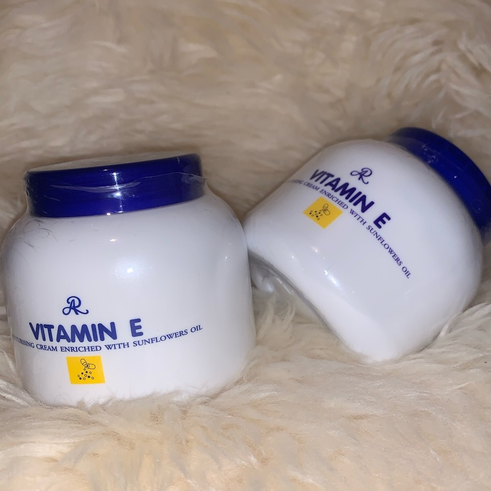AR VITAMIN E Moisturizing BUNDLE